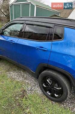 Внедорожник / Кроссовер Jeep Compass 2018 в 