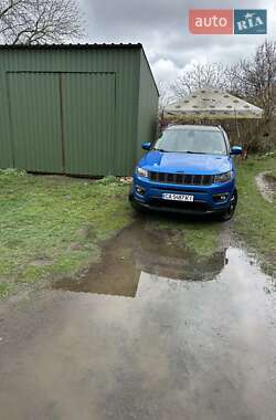 Внедорожник / Кроссовер Jeep Compass 2018 в 