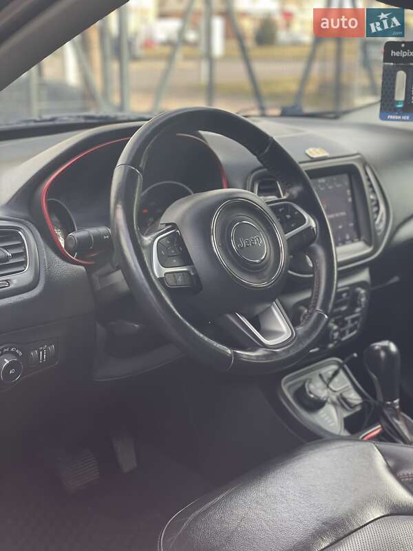 Внедорожник / Кроссовер Jeep Compass 2017 в Ровно