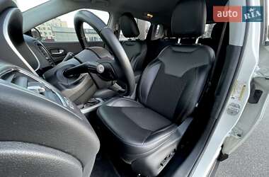 Внедорожник / Кроссовер Jeep Compass 2017 в 