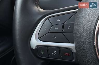 Внедорожник / Кроссовер Jeep Compass 2017 в 