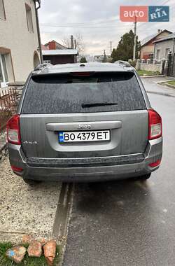 Внедорожник / Кроссовер Jeep Compass 2011 в 