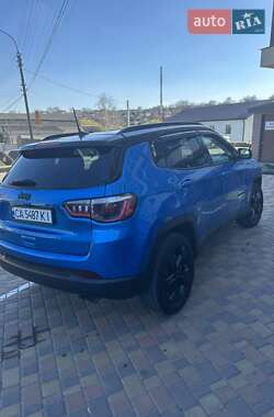 Внедорожник / Кроссовер Jeep Compass 2018 в 