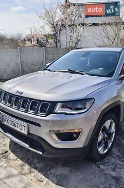 Внедорожник / Кроссовер Jeep Compass 2019 в 