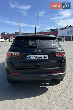 Внедорожник / Кроссовер Jeep Compass 2020 в 