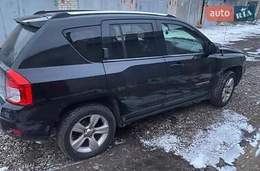 Внедорожник / Кроссовер Jeep Compass 2011 в 