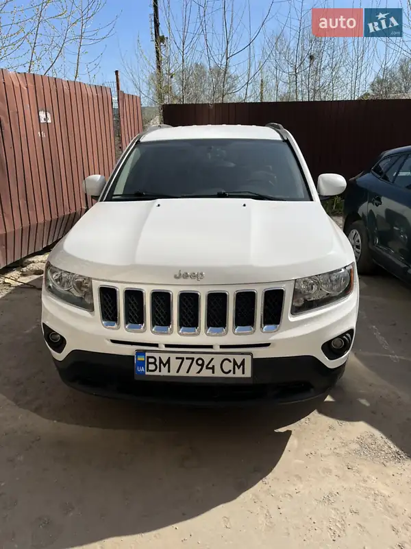 Внедорожник / Кроссовер Jeep Compass 2016 в 