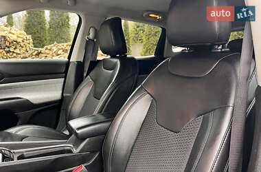 Внедорожник / Кроссовер Jeep Compass 2022 в 