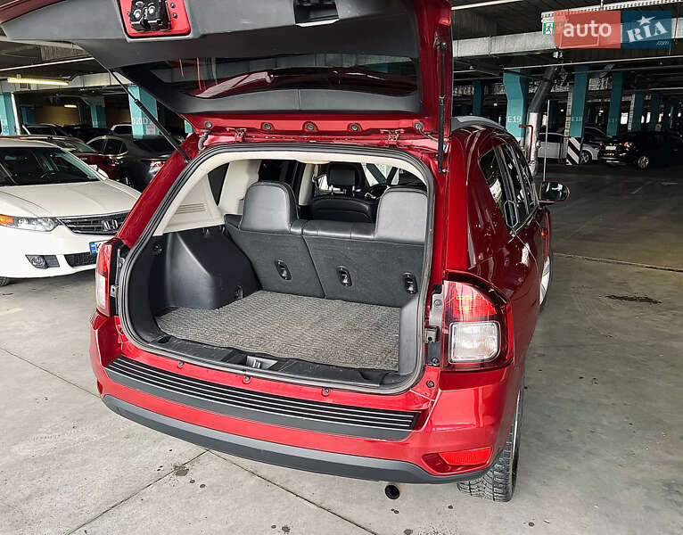 Внедорожник / Кроссовер Jeep Compass 2016 в Киеве