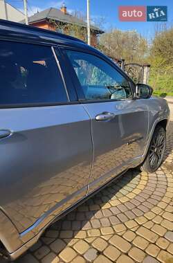 Внедорожник / Кроссовер Jeep Compass 2023 в 