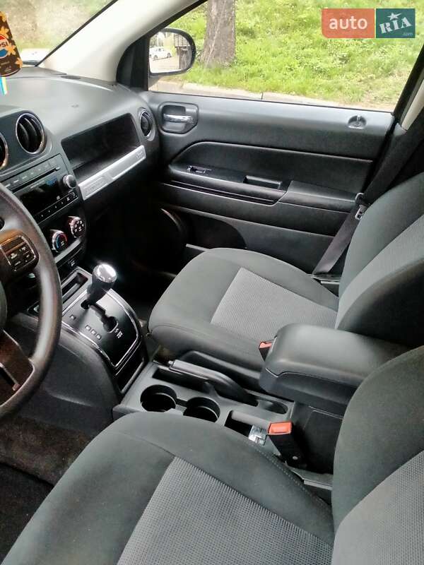 Внедорожник / Кроссовер Jeep Compass 2013 в Ровно
