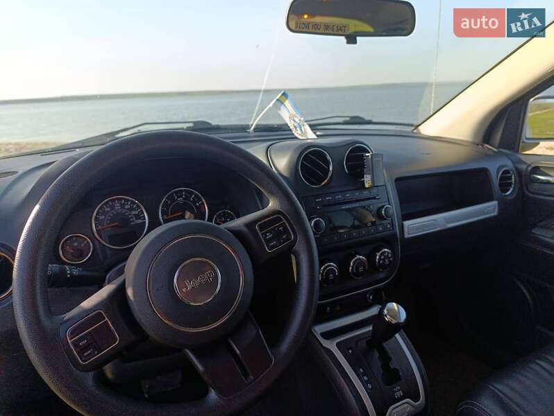 Внедорожник / Кроссовер Jeep Compass 2014 в Очакове