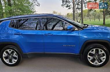 Внедорожник / Кроссовер Jeep Compass 2017 в 