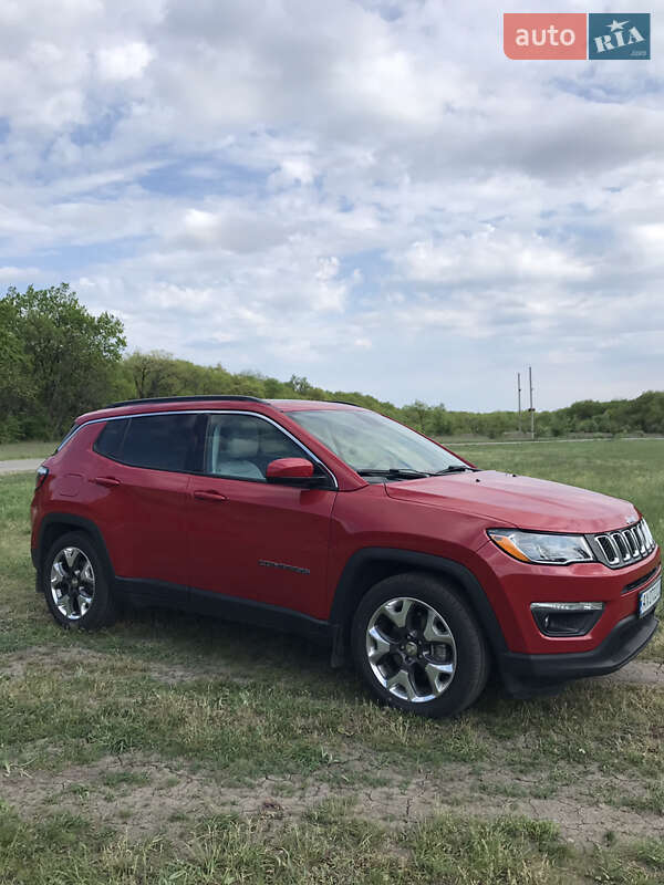 Позашляховик / Кросовер Jeep Compass 2019 в Самарі