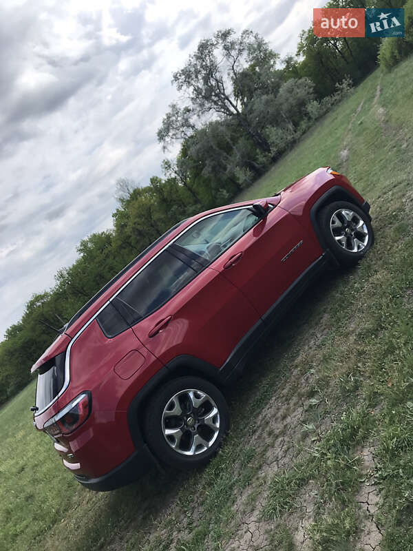 Позашляховик / Кросовер Jeep Compass 2019 в Самарі