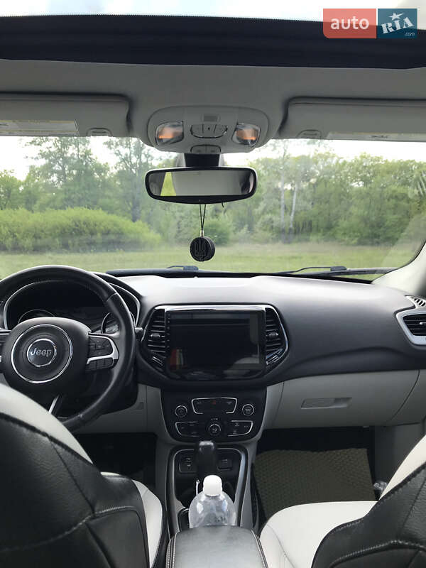 Позашляховик / Кросовер Jeep Compass 2019 в Самарі