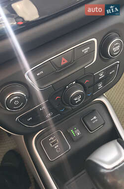 Позашляховик / Кросовер Jeep Compass 2019 в Самарі