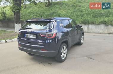 Позашляховик / Кросовер Jeep Compass 2018 в 