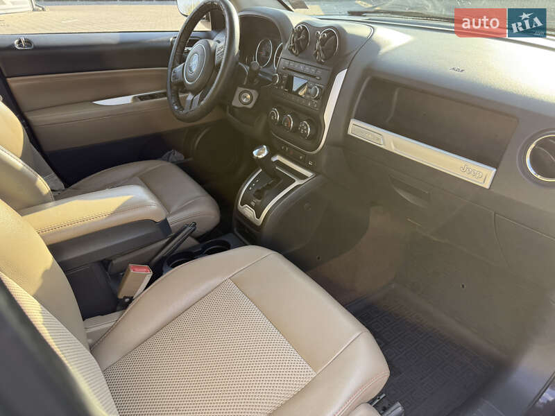 Внедорожник / Кроссовер Jeep Compass 2014 в Черкассах