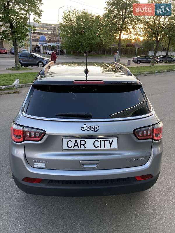 Внедорожник / Кроссовер Jeep Compass 2018 в Киеве