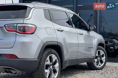 Позашляховик / Кросовер Jeep Compass 2018 в 