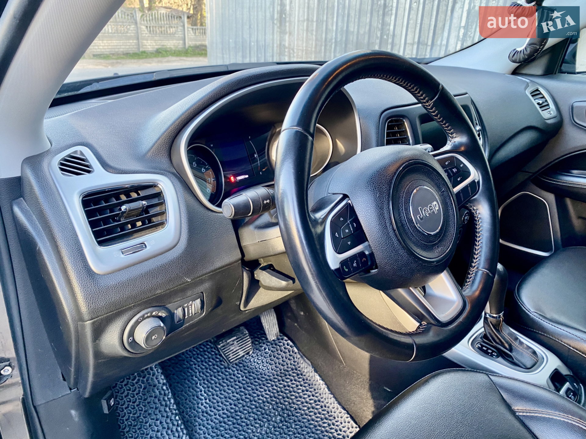 2019 Jeep Compass - мініатюра 27