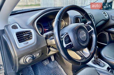Внедорожник / Кроссовер Jeep Compass 2019 в 