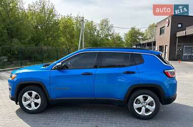 Позашляховик / Кросовер Jeep Compass 2018 в 