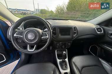 Позашляховик / Кросовер Jeep Compass 2018 в 