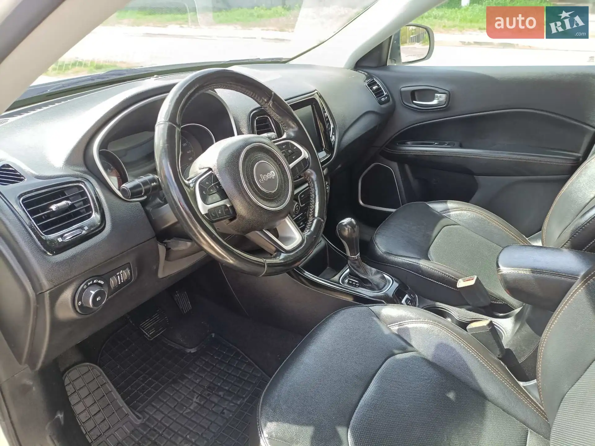 2020 Jeep Compass - мініатюра 22