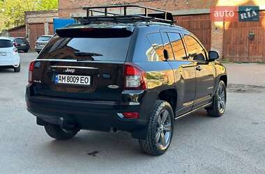 Внедорожник / Кроссовер Jeep Compass 2014 в 