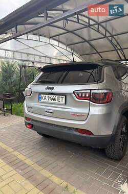 Внедорожник / Кроссовер Jeep Compass 2020 в 
