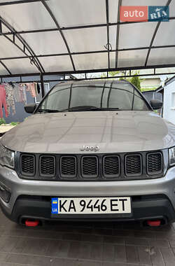 Внедорожник / Кроссовер Jeep Compass 2020 в 