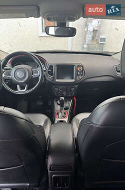Внедорожник / Кроссовер Jeep Compass 2020 в 