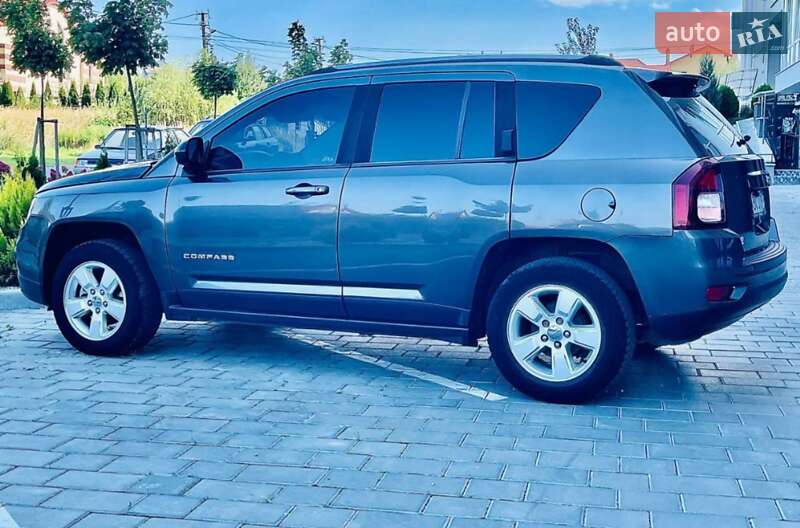 Внедорожник / Кроссовер Jeep Compass 2014 в Ужгороде