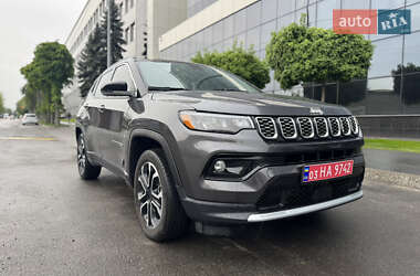 Внедорожник / Кроссовер Jeep Compass 2022 в 
