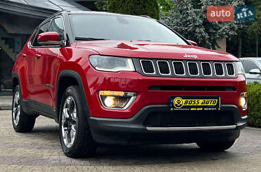 Внедорожник / Кроссовер Jeep Compass 2019 в 