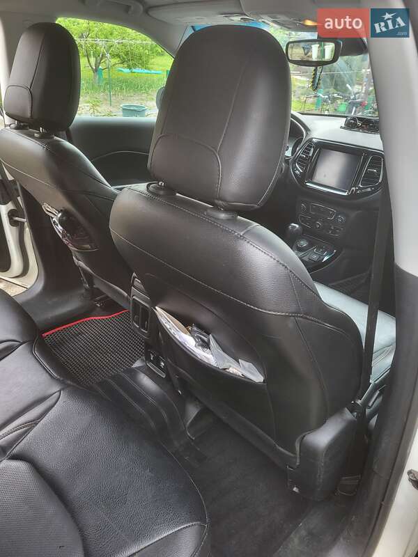 Внедорожник / Кроссовер Jeep Compass 2018 в Киеве