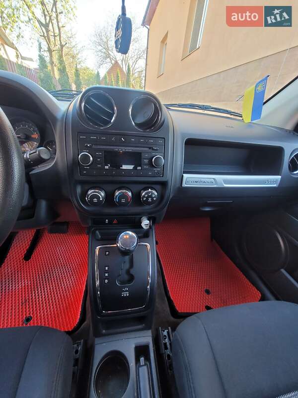 Внедорожник / Кроссовер Jeep Compass 2015 в Виннице