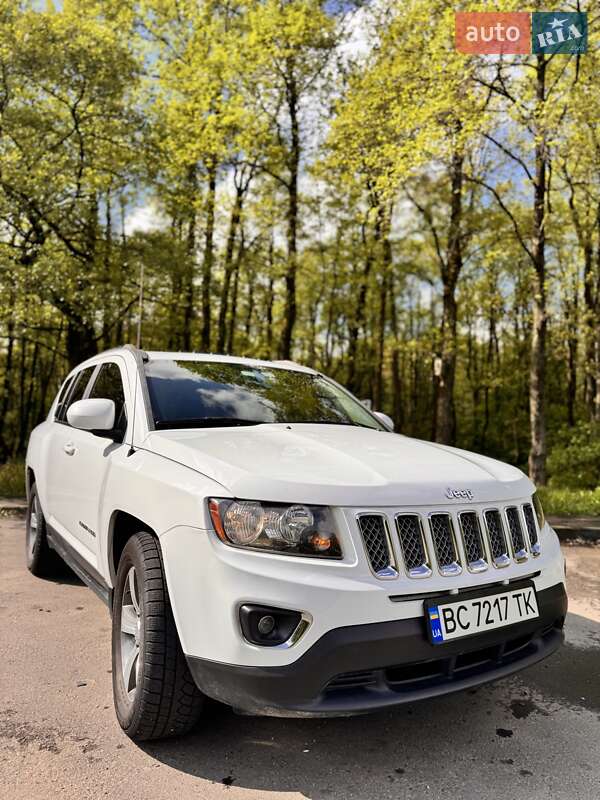 Внедорожник / Кроссовер Jeep Compass 2016 в Ивано-Франковске
