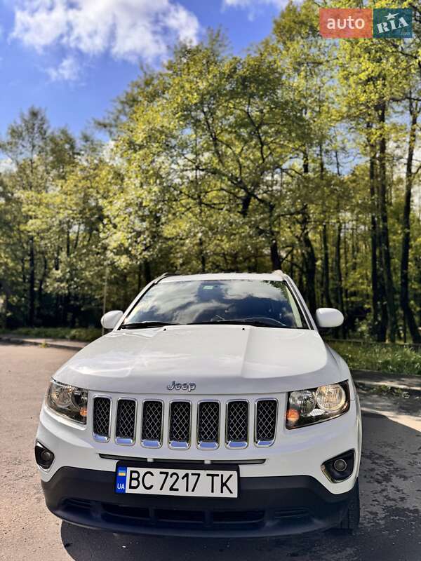 Внедорожник / Кроссовер Jeep Compass 2016 в Ивано-Франковске