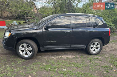 Позашляховик / Кросовер Jeep Compass 2011 в 