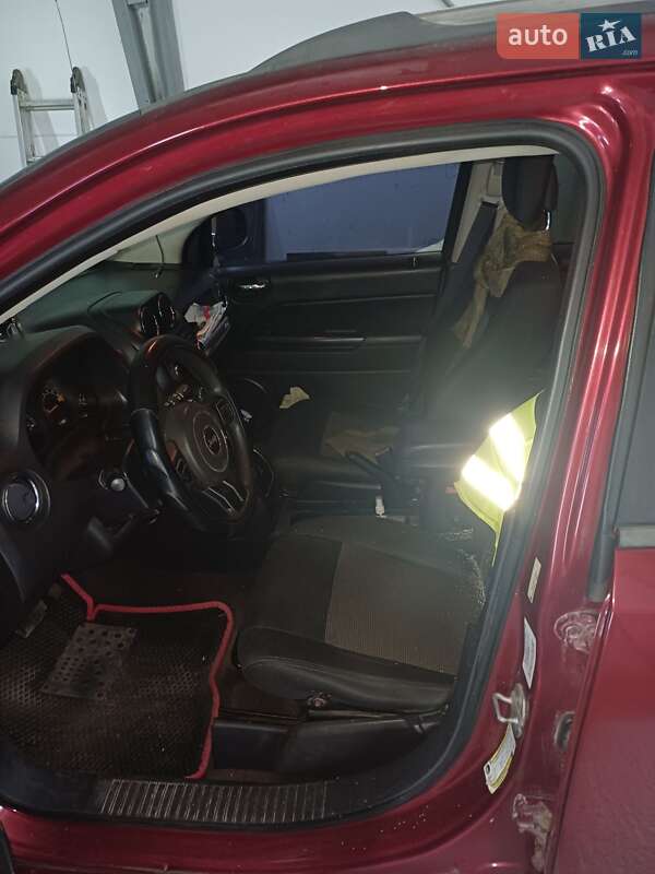 Позашляховик / Кросовер Jeep Compass 2013 в Києві