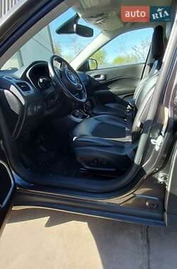 Внедорожник / Кроссовер Jeep Compass 2020 в 