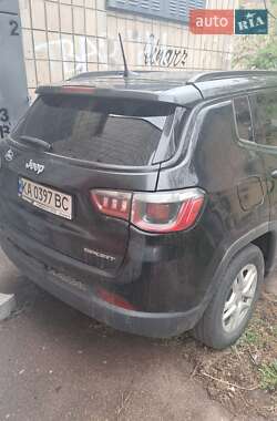 Позашляховик / Кросовер Jeep Compass 2017 в 