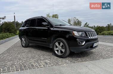 Внедорожник / Кроссовер Jeep Compass 2016 в 