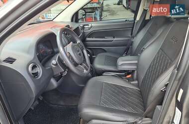 Позашляховик / Кросовер Jeep Compass 2013 в 