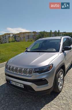 Позашляховик / Кросовер Jeep Compass 2021 в 