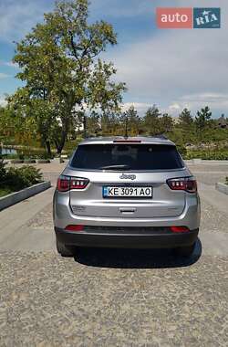 Позашляховик / Кросовер Jeep Compass 2021 в 