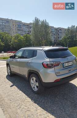 Позашляховик / Кросовер Jeep Compass 2021 в 